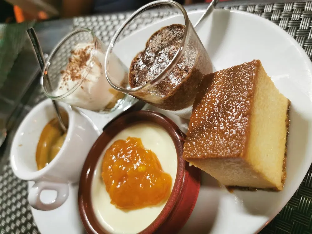 Café Gourmand